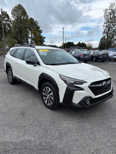 2023 Subaru Outback Base's photo