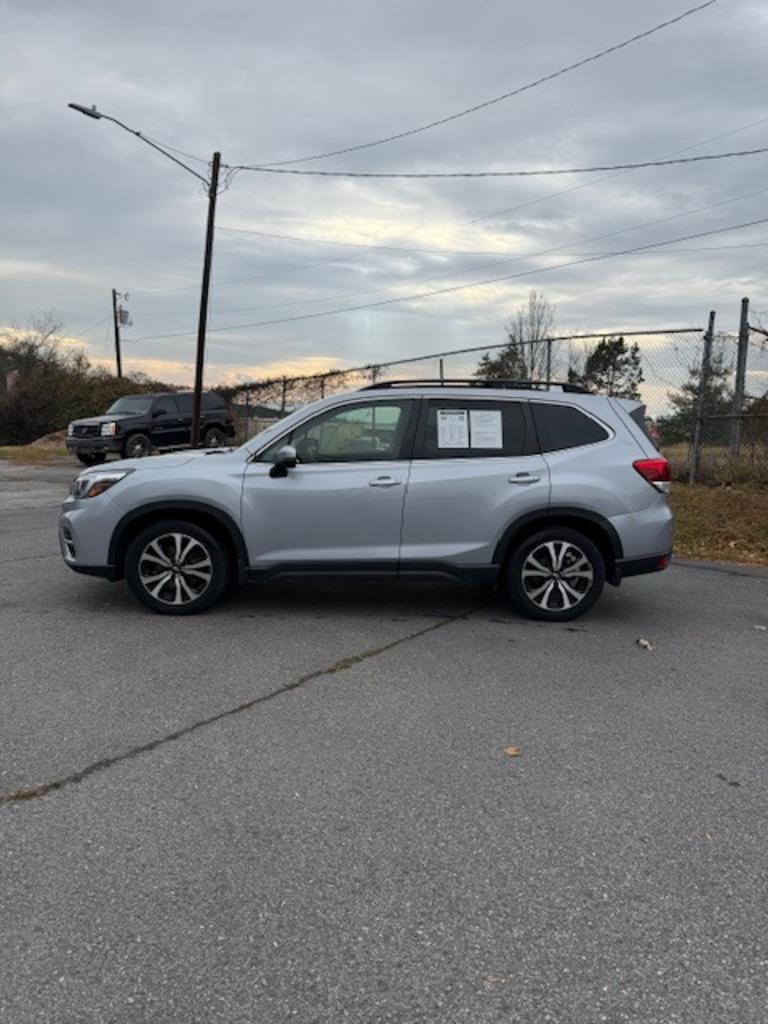 2021 Subaru Forester Limited's photo