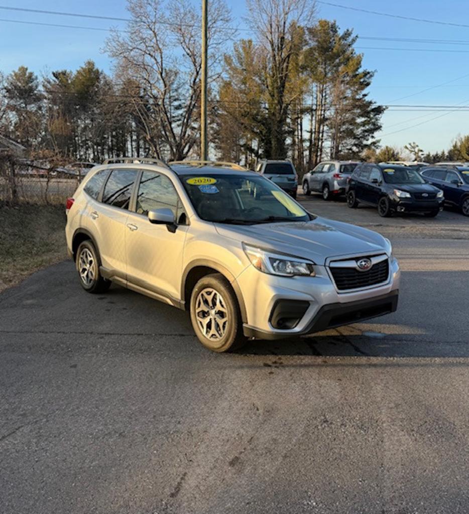 2020 Subaru Forester Premium's photo