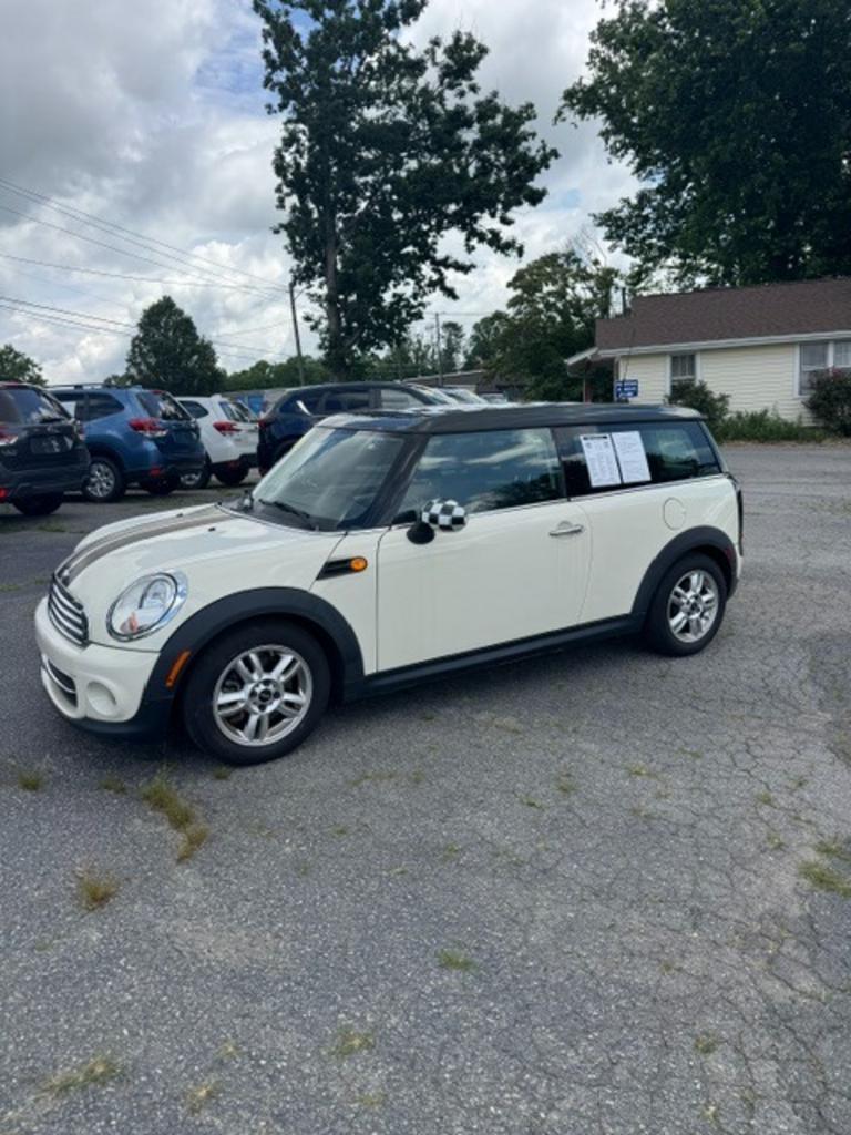 2013 MINI Cooper Clubman's photo